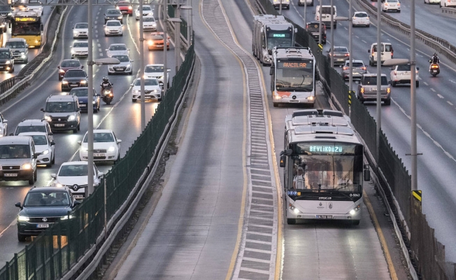 Metrobüs Yolunda 45 Günlük Çalışma